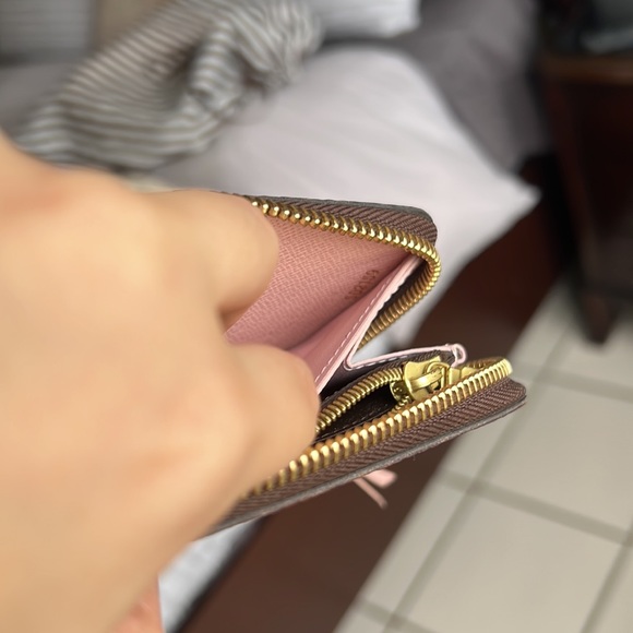 LV CLÉMENCE MONOGRAM WALLET - Picture 5 of 8